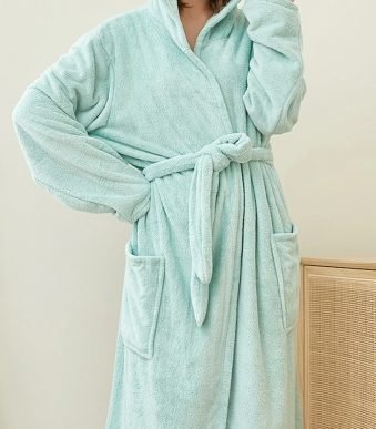 bathrobe
