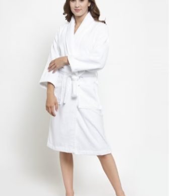 bathrobe white